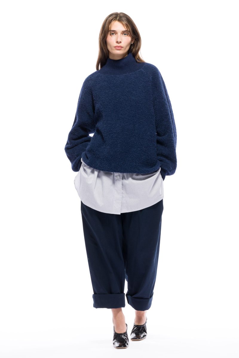 20231116 3W6A8671 amanasweater dungerpleatedtrousers laurenceshirt 47d524b4 d640 4e8e ac89 1672ed3781ae