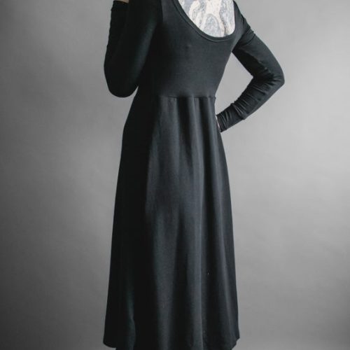 AltarHouseline BlackModalMegumiDress 2