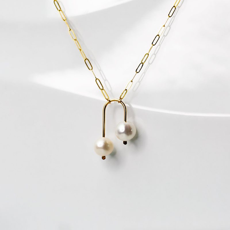 ArcaFreshwaterPearlPendantNecklace 01