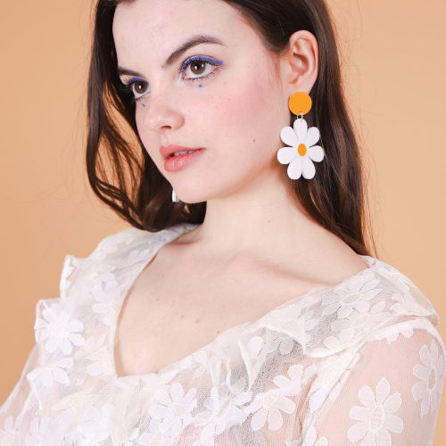 Daisy Earrings 02