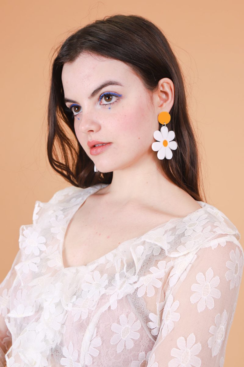 Daisy Earrings 02