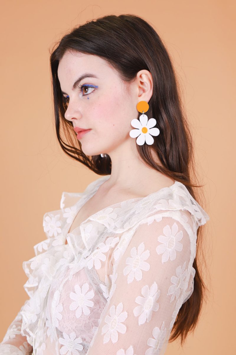 Daisy Earrings 03