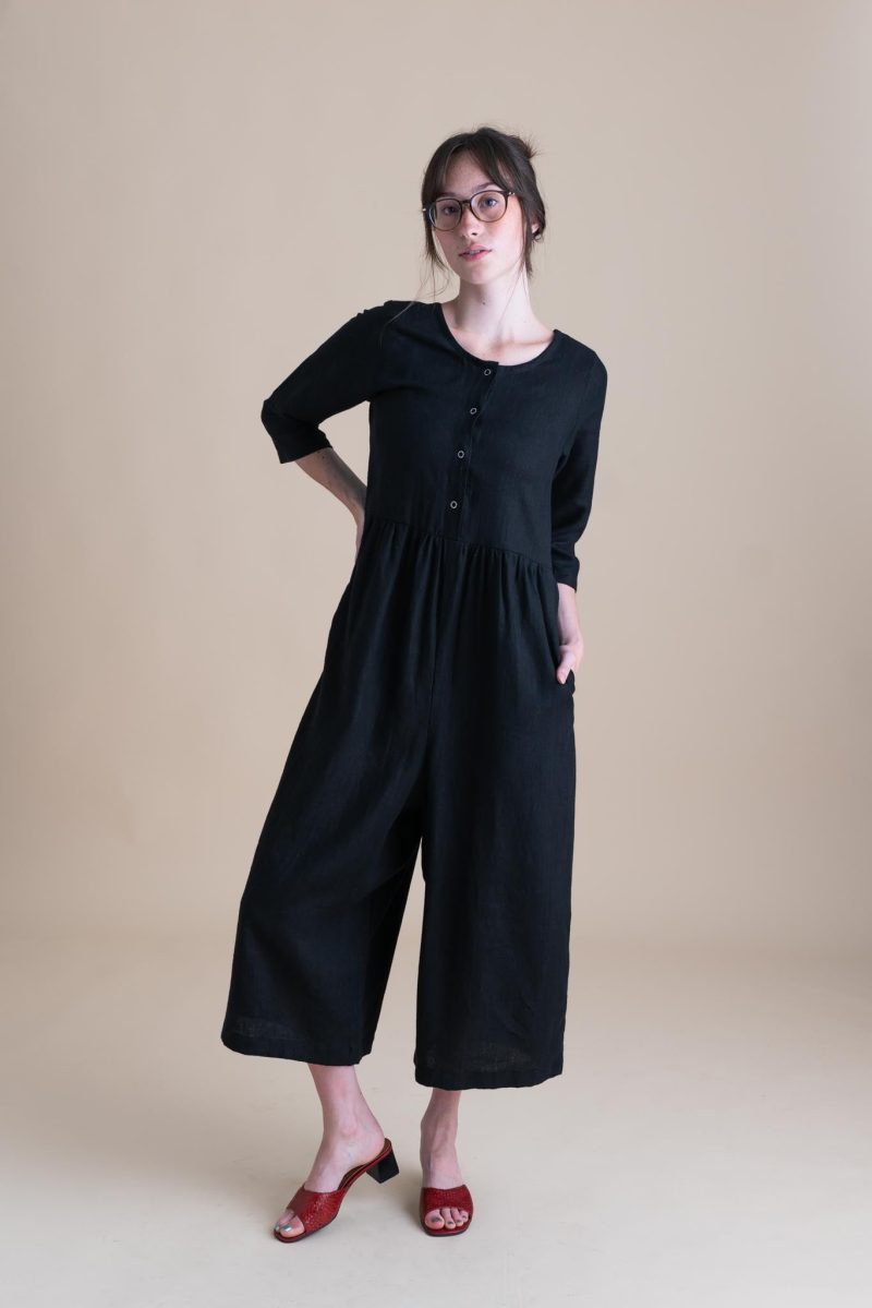 Hannah Ranch Jumpsuit Black Linen 01