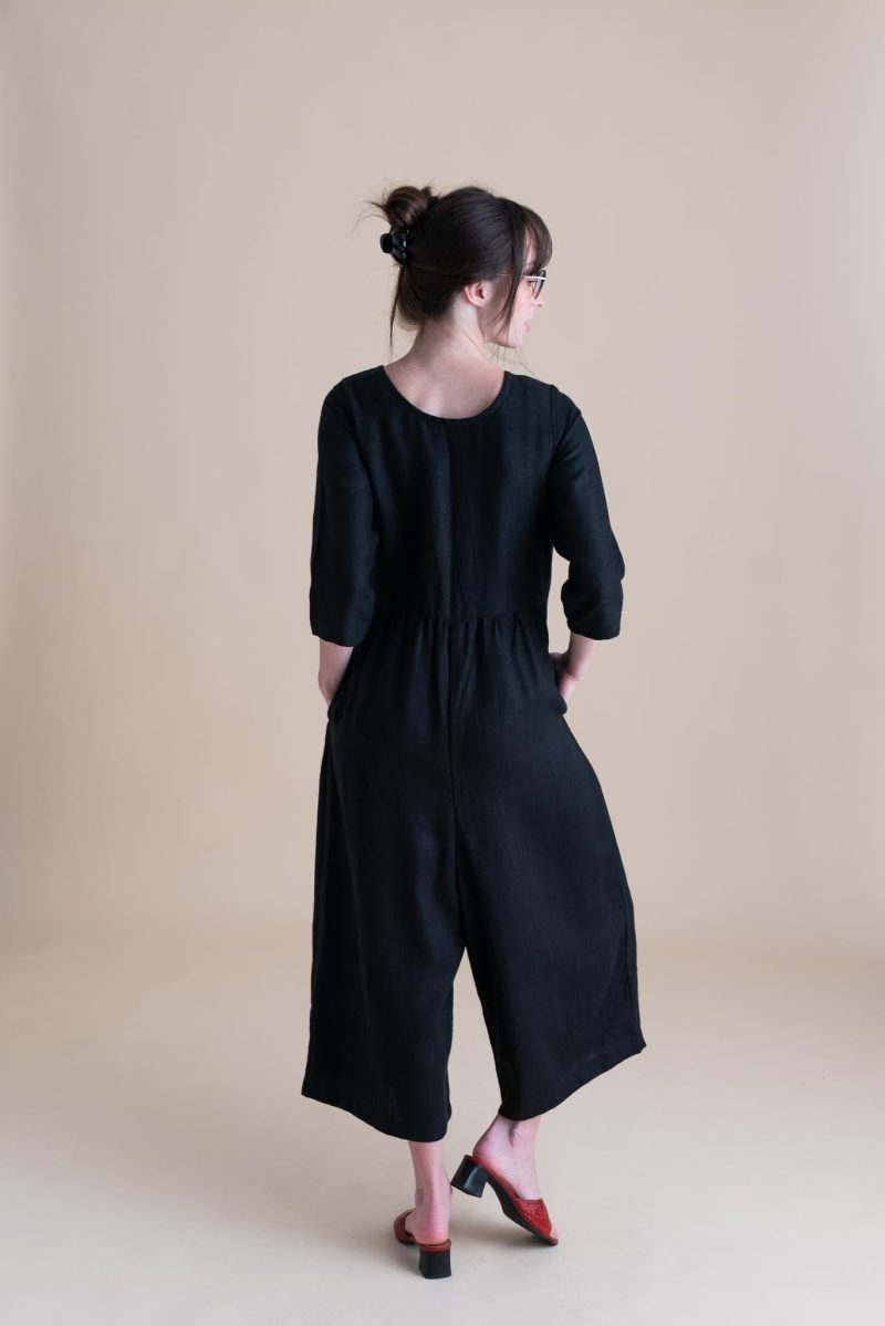 Hannah Ranch Jumpsuit Black Linen 04