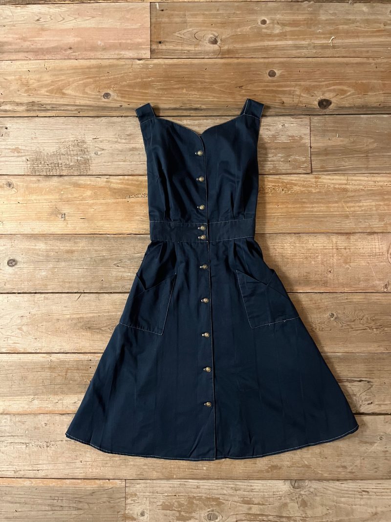 Large navystripe sheetdress