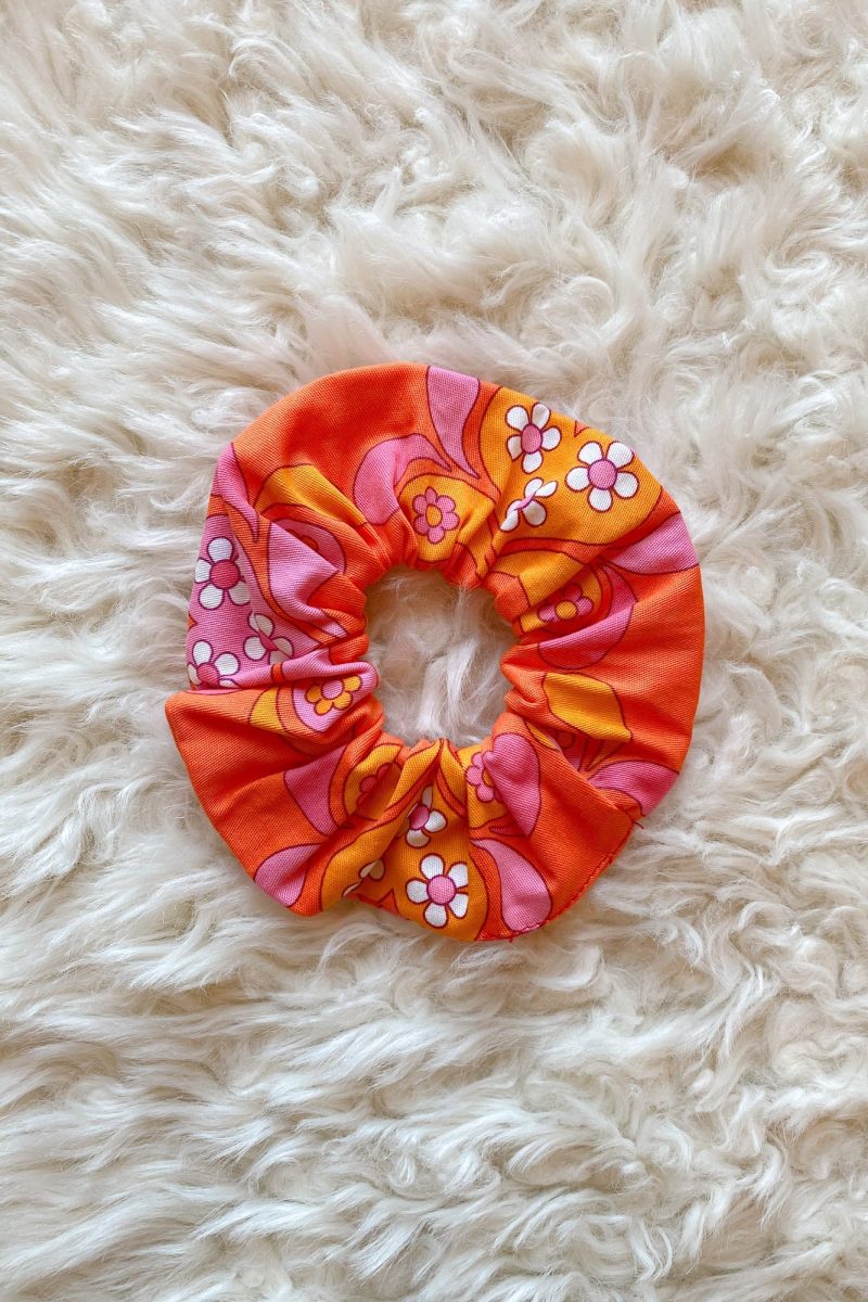 MiracleEyeScrunchies 08