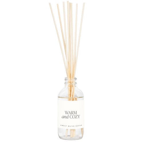 R132C WARM AND COZY CLEAR REED DIFFUSER BOX WB SOONA MAY 2023 SWEET WATER DECOR 2