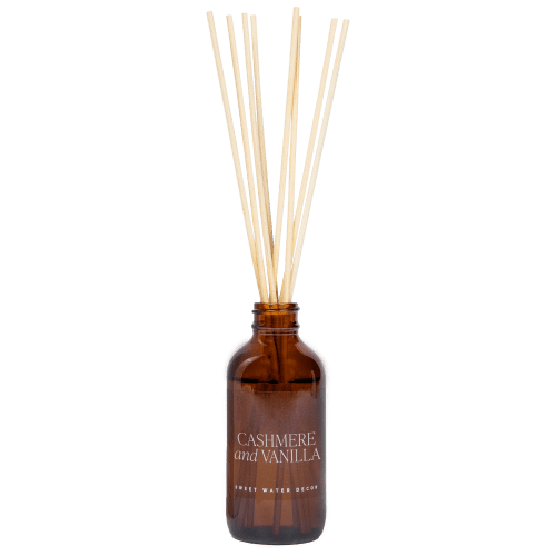 R157A CASHMERE AND VANILLA AMBER REED DIFFUSER BOX WB SOONA MAY 2023 SWEET WATER DECOR 2