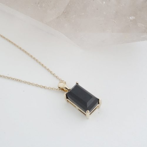 RectangleGemNecklaceGold3