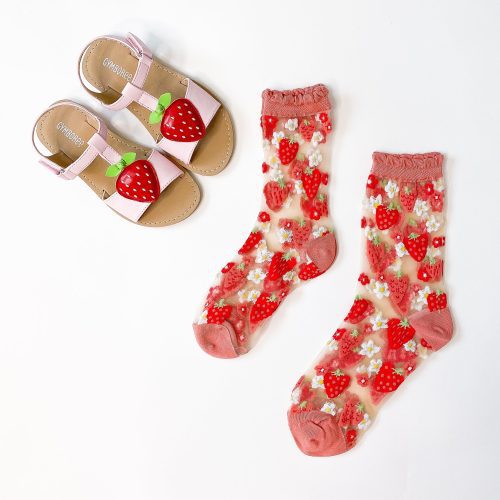 SOCKCandyStrawberryDaisyKidsSocksheerstrawberrysocksforkids