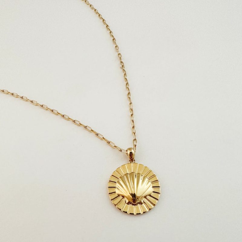 ShelldallionNecklaceGold2