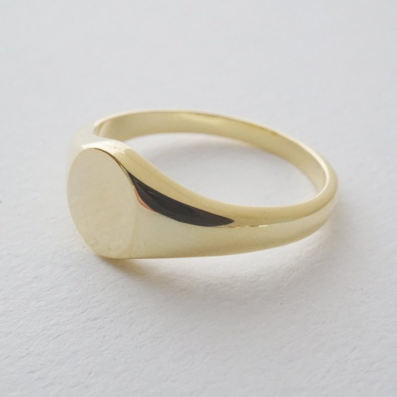 Signet Ring Gold 2