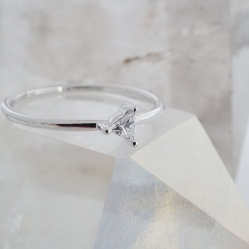 Triangle Solitaire Ring Silver 5