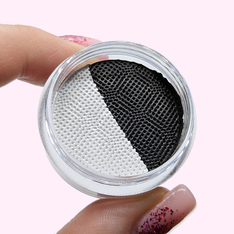 cake eyeliner black white pink