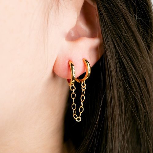 drape locking huggie earrings om gold 02