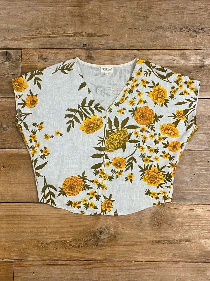 field day top dolman top in marigold linen 42033543643394