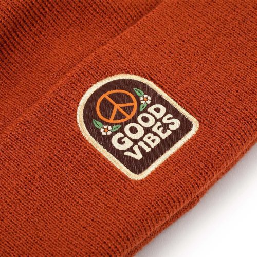 good vibes kids beanie trek light detail