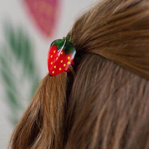 mini strawberry hair claw accessories jenny lemons 397410