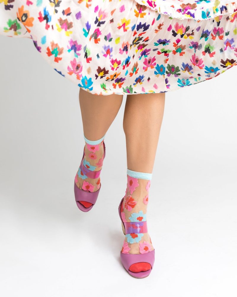 ockCandyRibbonRosesSheerAnkleSockOnFeet2