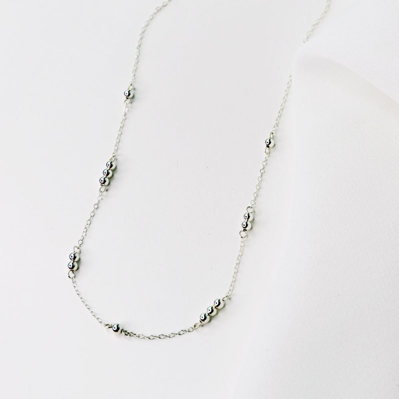 shimmer dot satellite choker silver 1