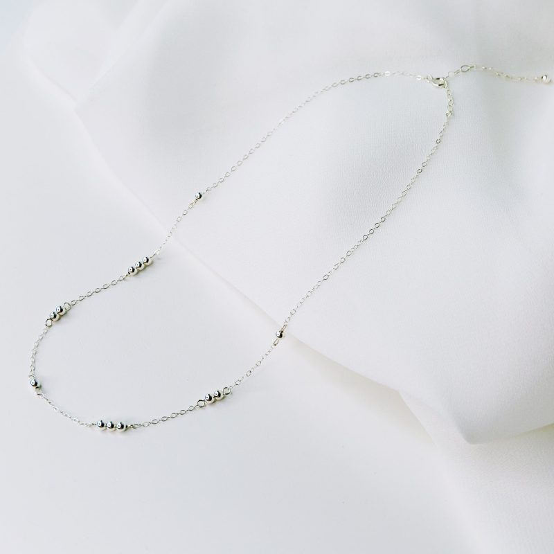 shimmer dot satellite choker silver 2