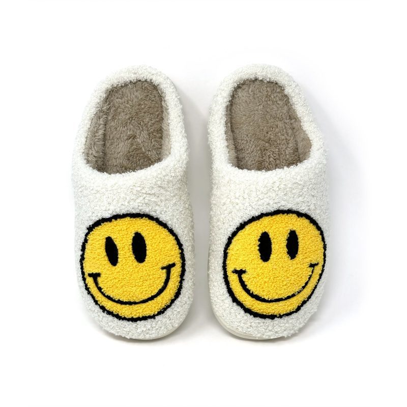 slippers Smiley White02 bfb69542 add2 445d 8342 0b29d88641b2