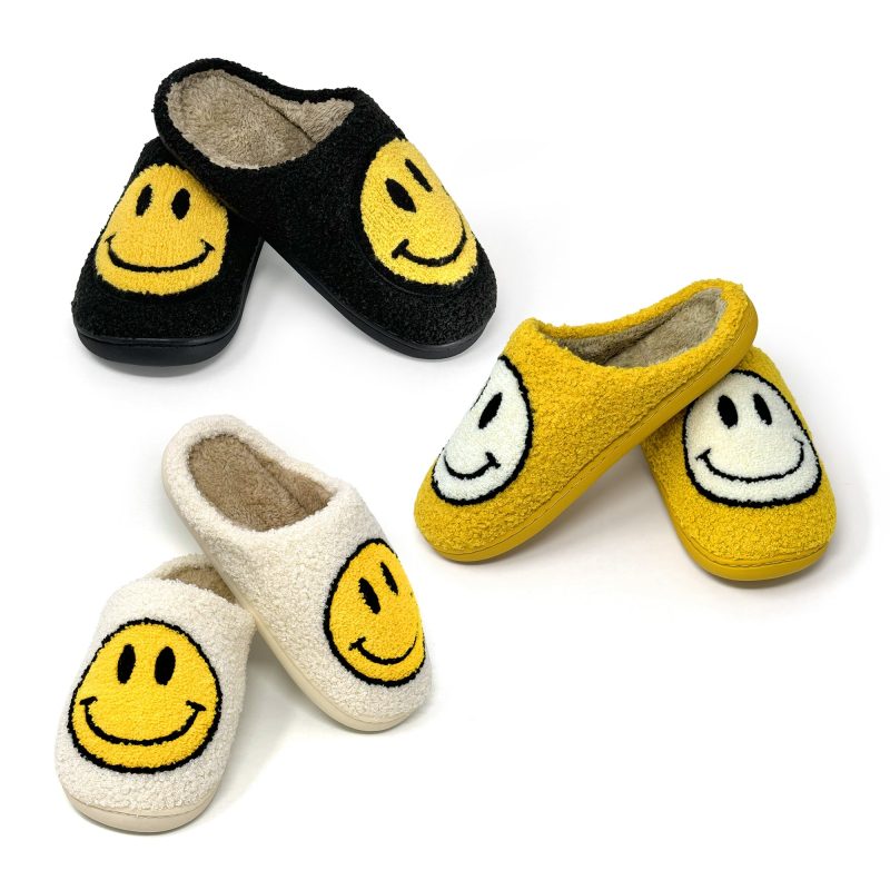 slippers Smiley b7d20cd7 0ab8 43b9 894e bba4e0749bbe