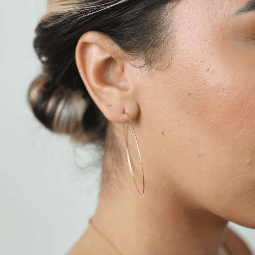 weightless essential medium hoops 14k gold fill