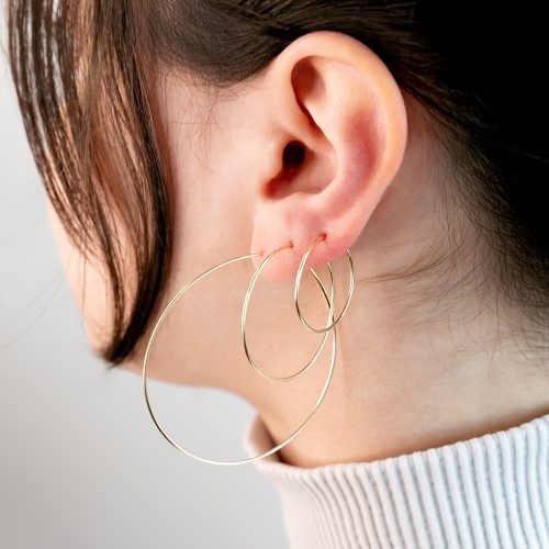 weightless hoops trio gold om 1 5d2899f0 d684 4eef b332 7d585a0d5cef