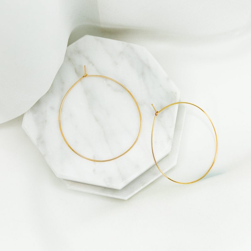 weightless m hoops 14k gold 5